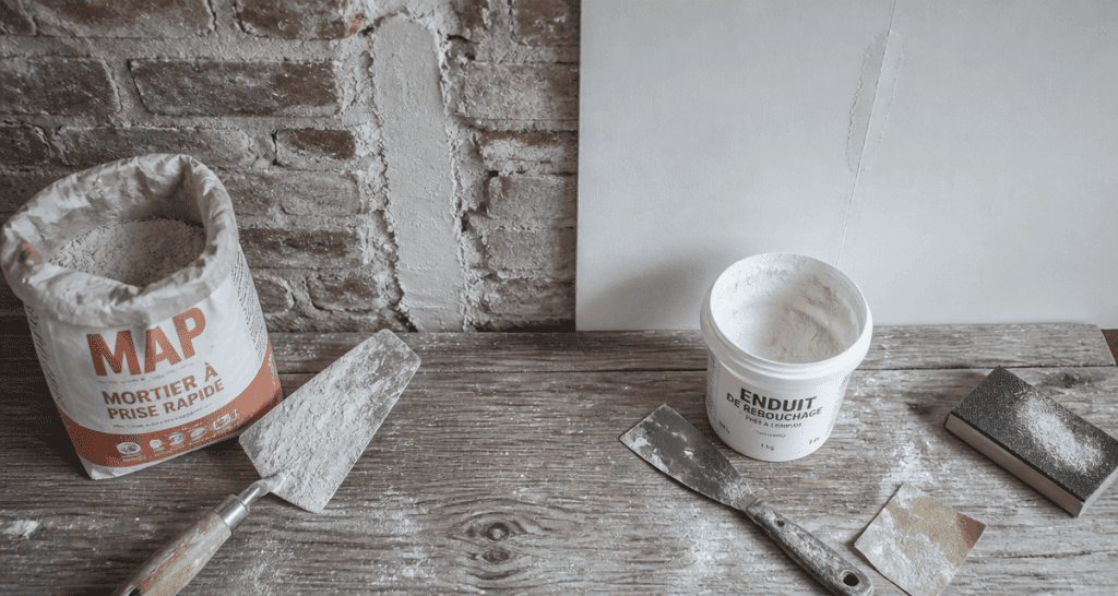 map enduit de rebouchage outils murs